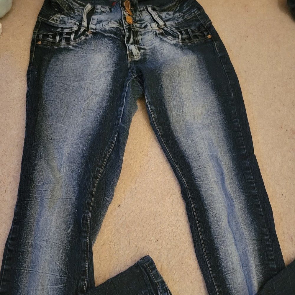 Blue jeans with bleached outline